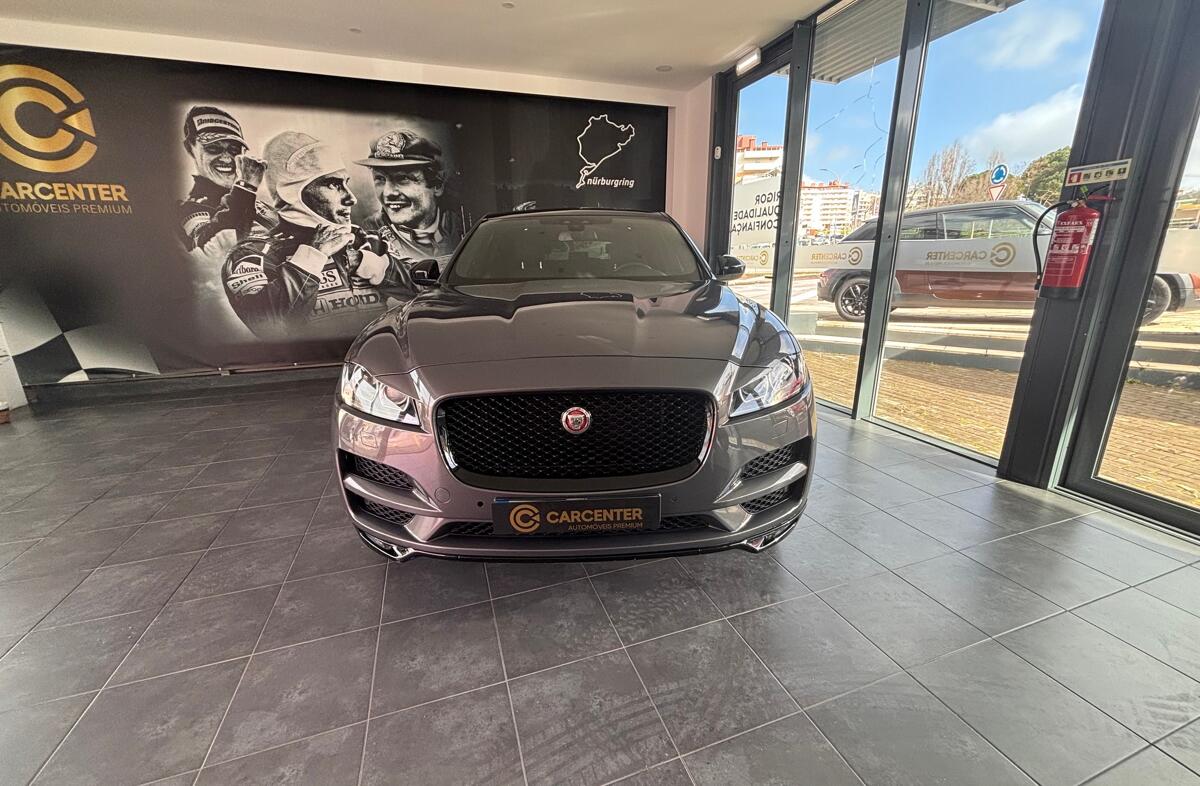 JAGUAR F-Pace 2.0 i4D Pure