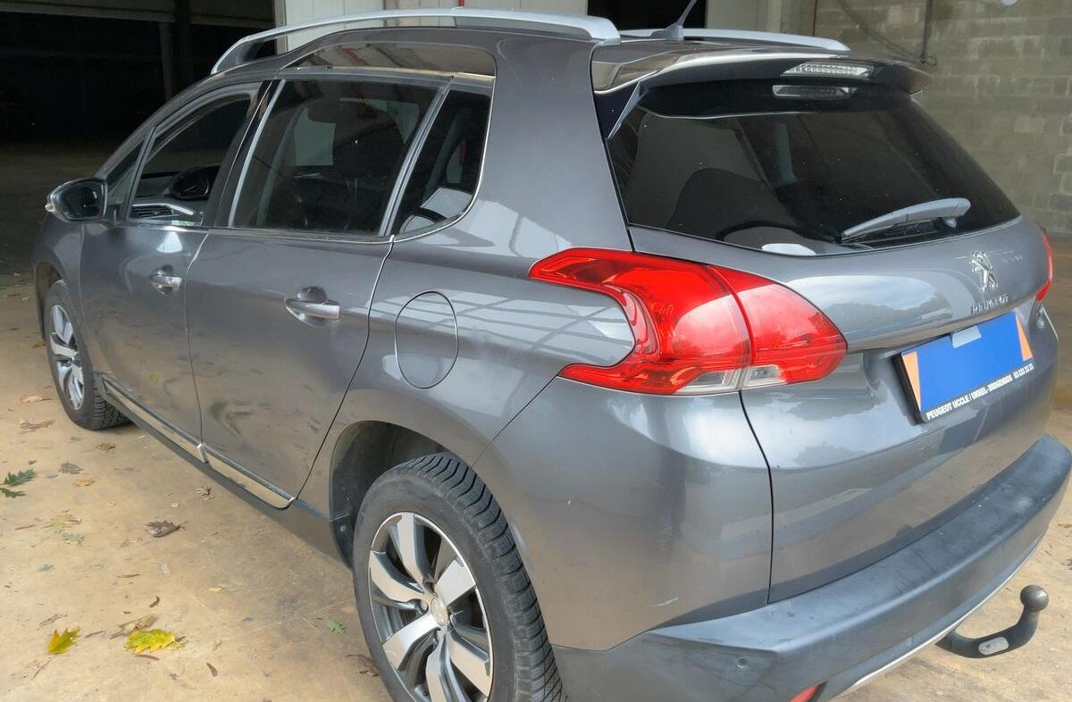 PEUGEOT 2008 1.6 e-HDi Allure