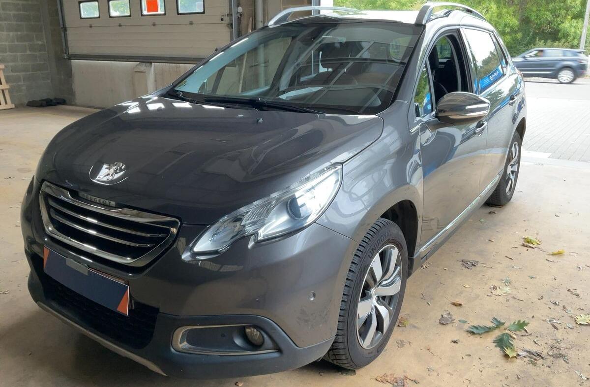 PEUGEOT 2008 1.6 e-HDi Allure