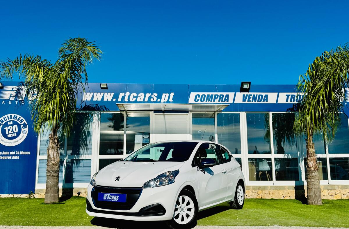 PEUGEOT 208 1.2 PureTech Style