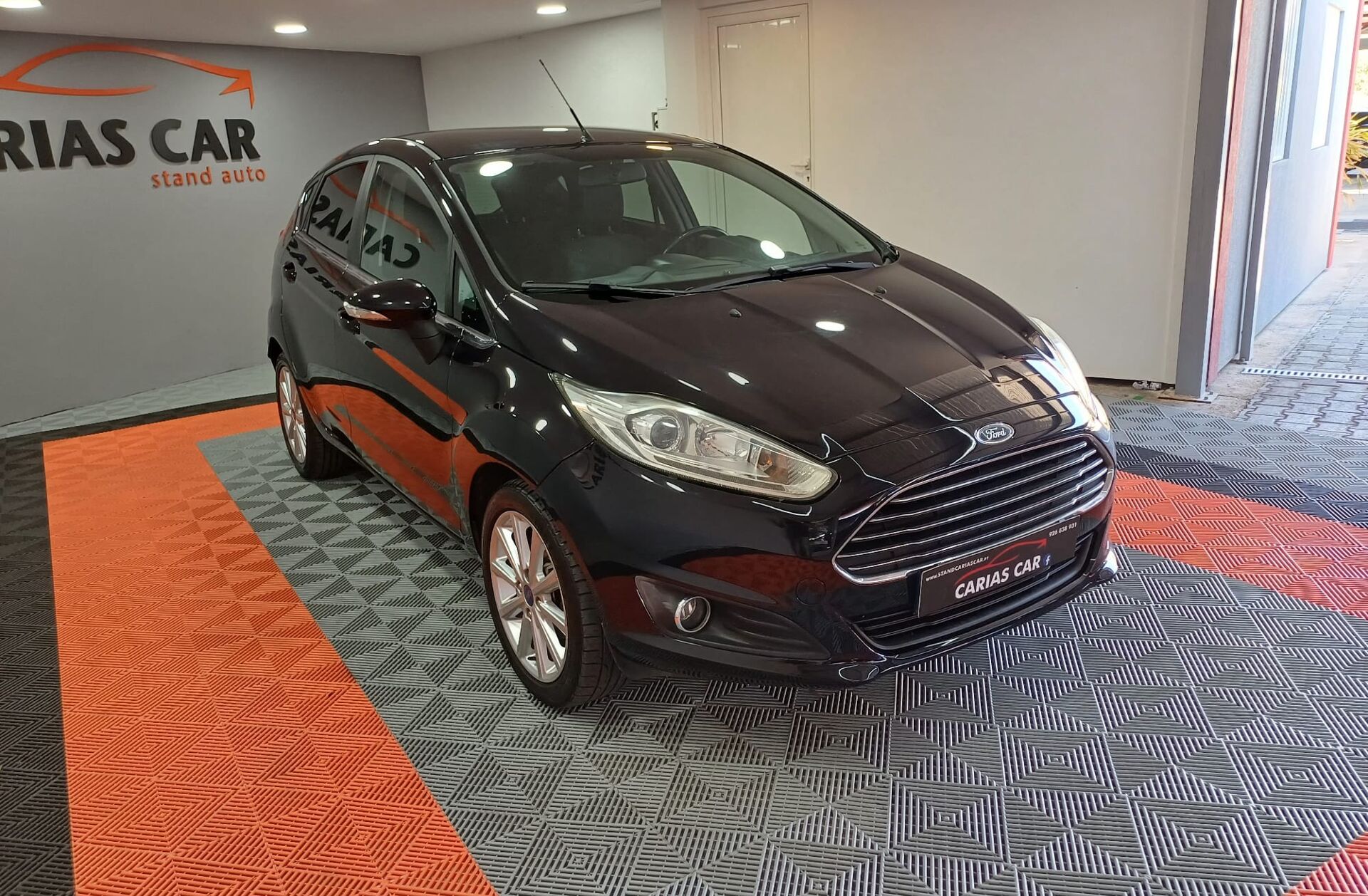 FORD Fiesta 1.0 Ti-VCT Titanium