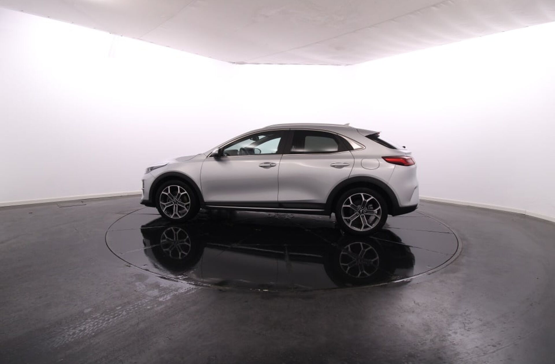 KIA XCeed 1.6 CRDi MHEV Tech