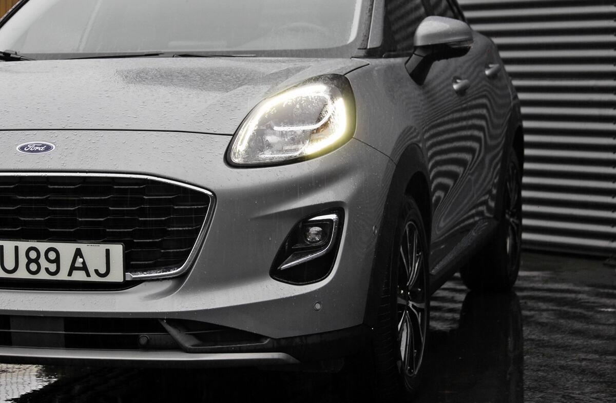 FORD Puma 1.0 EcoBoost MHEV Titanium