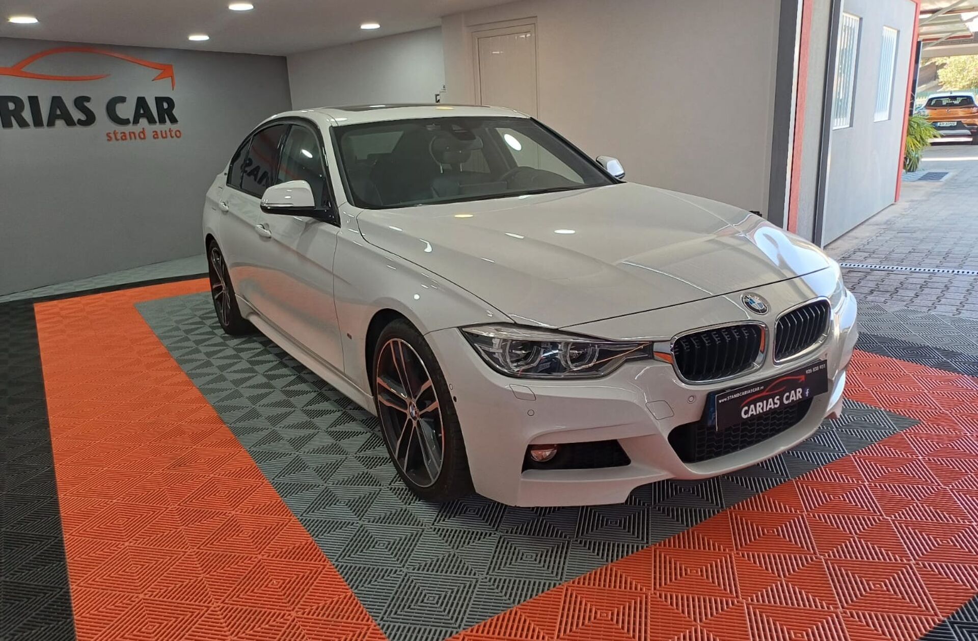 BMW Serie-3 330 e iPerformance Pack M