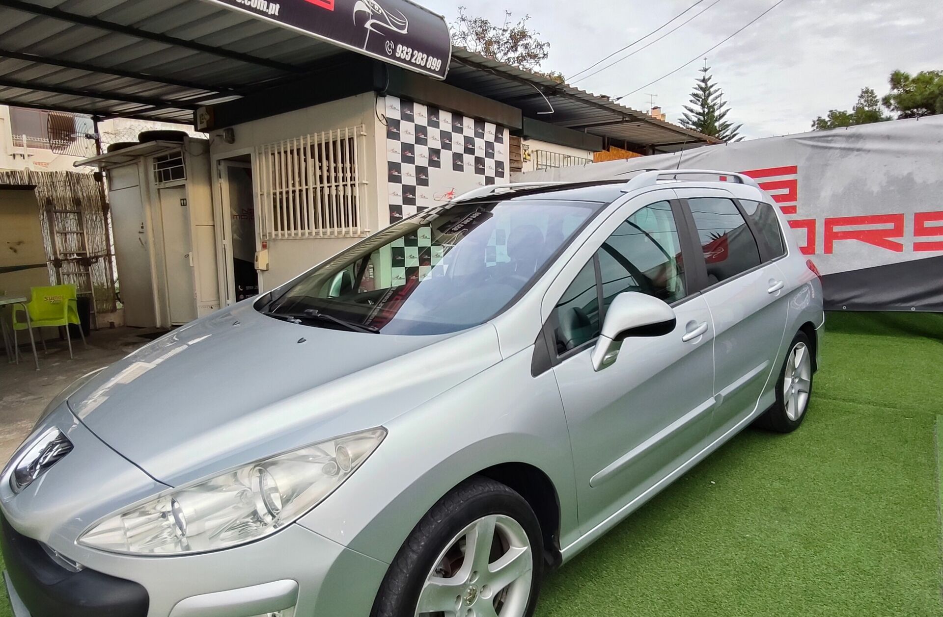PEUGEOT 308 1.6 HDi Executive CVM6