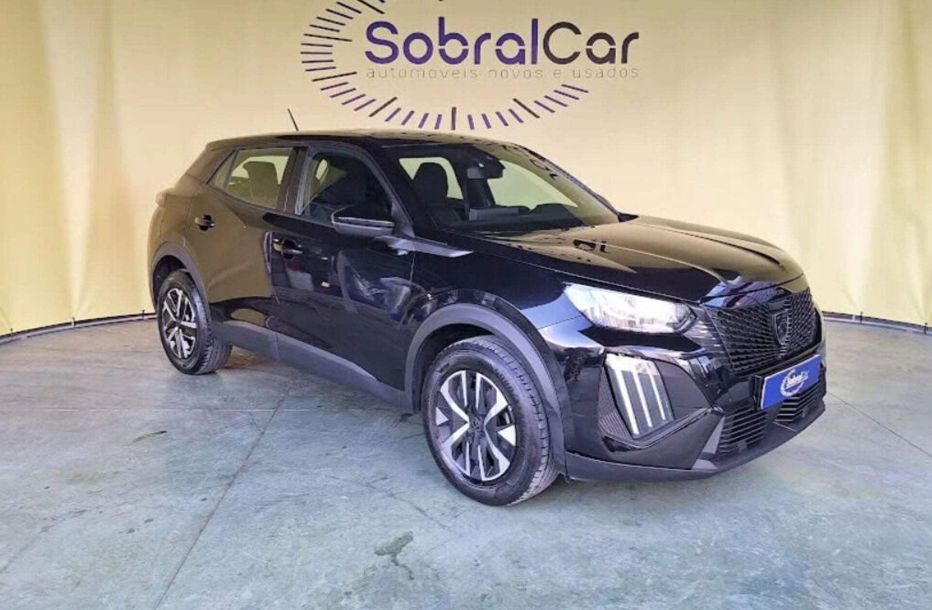 PEUGEOT 2008 1.2 PureTech Active Pack