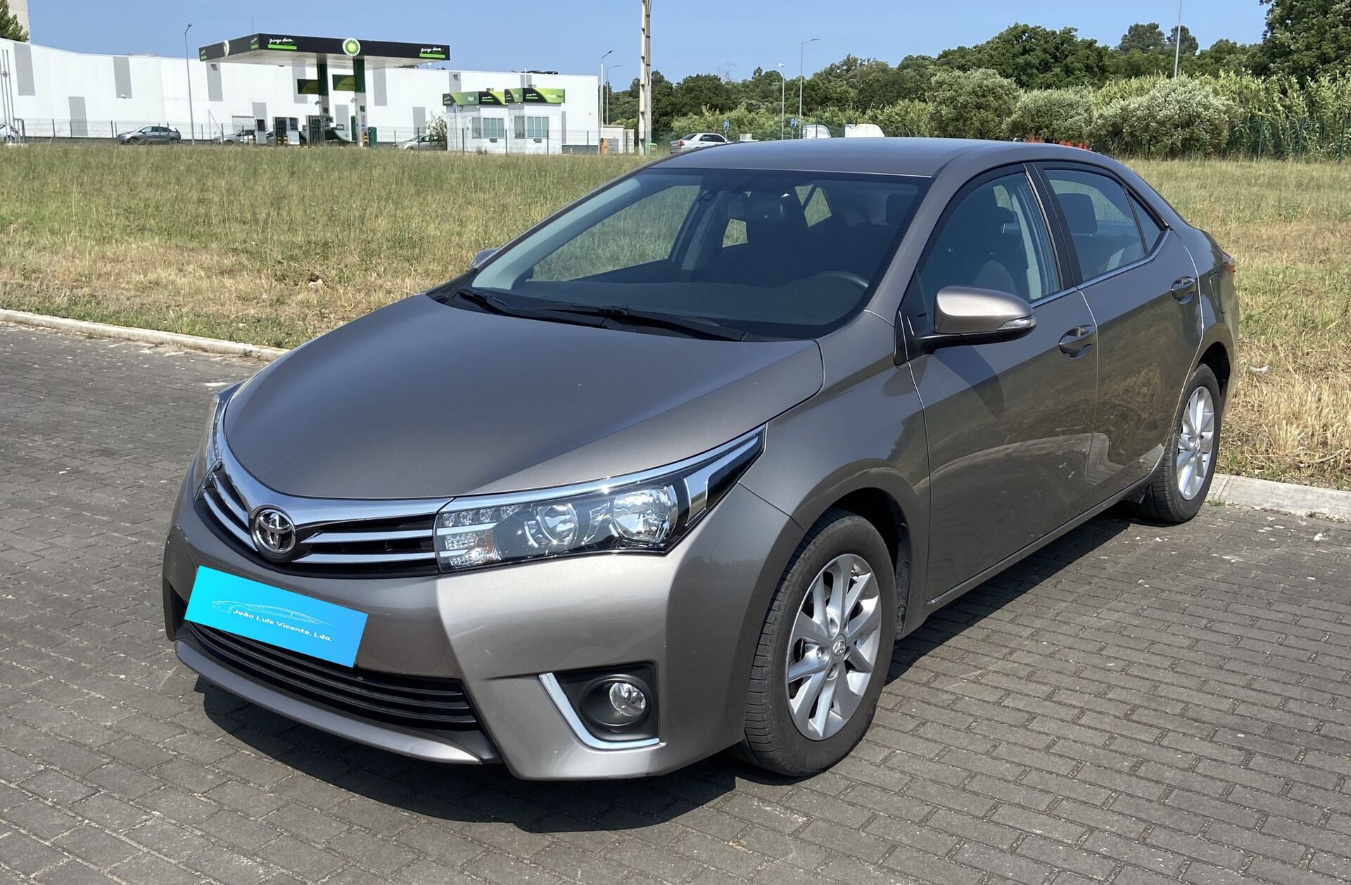 TOYOTA Corolla 1.6 VVT-i Exclusive