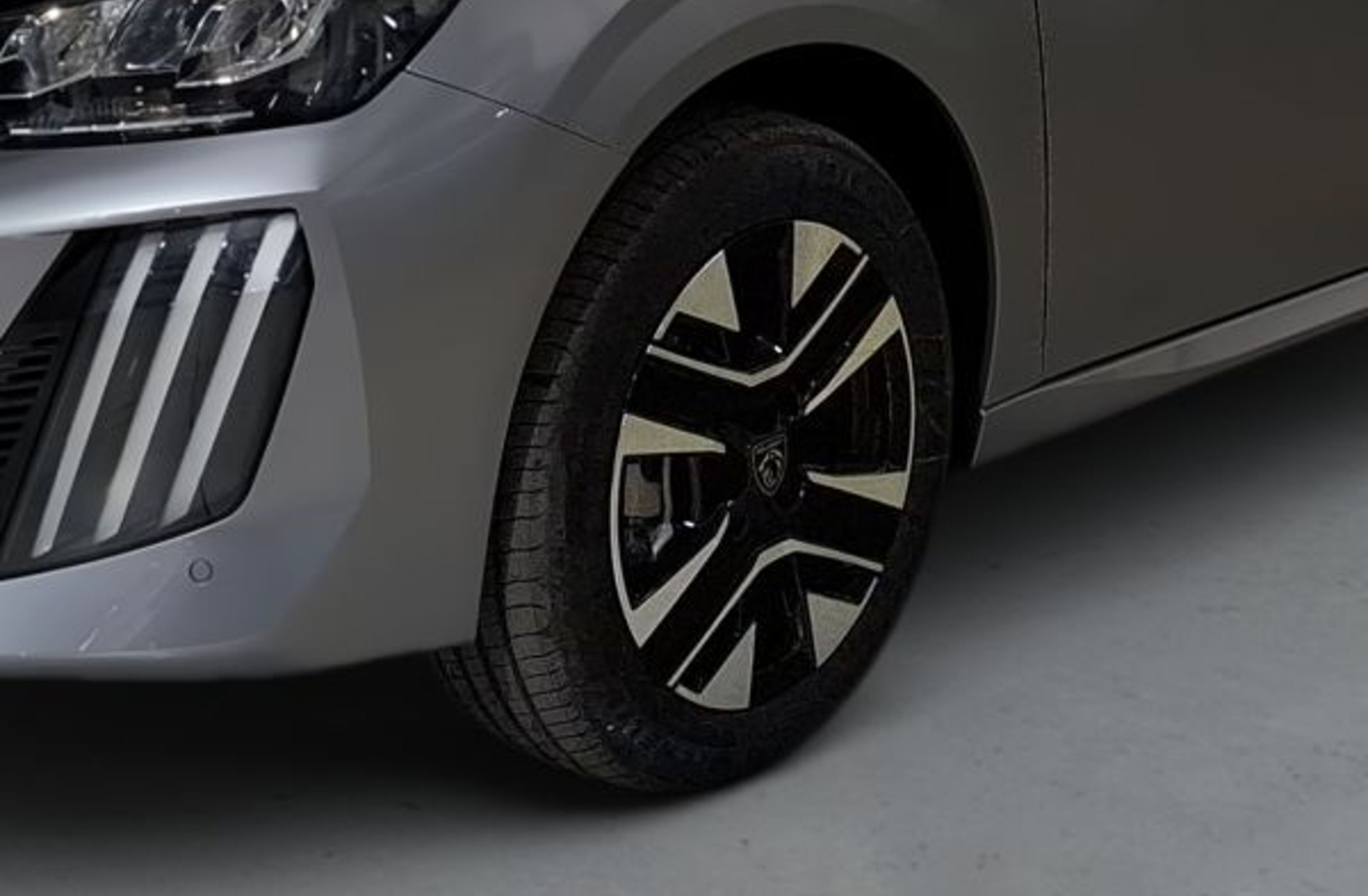 PEUGEOT 208 e- 50 kWh Allure