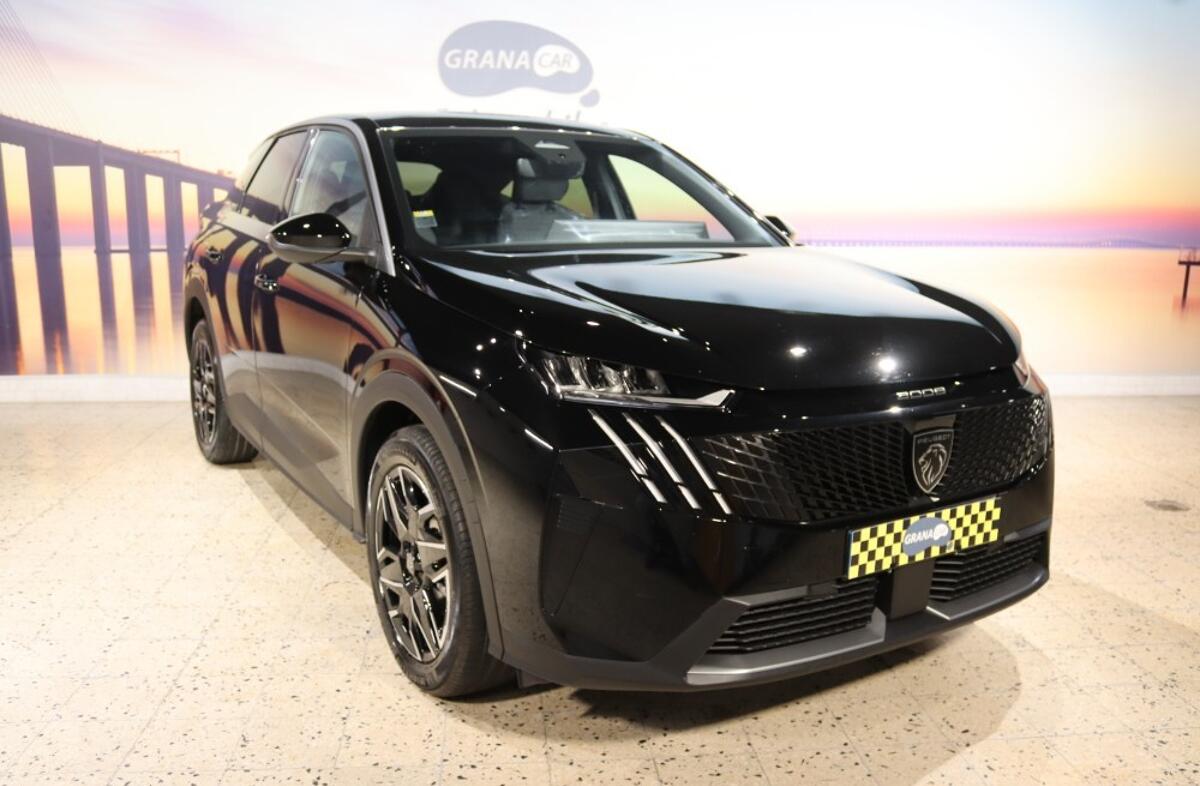 PEUGEOT 3008 1.2 Hybrid Allure e-DCS6