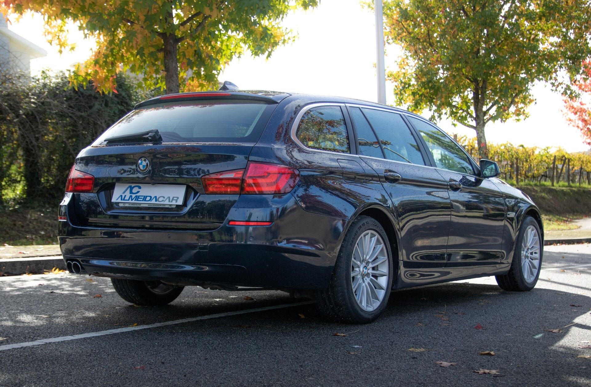 BMW Serie-5 528 i Auto