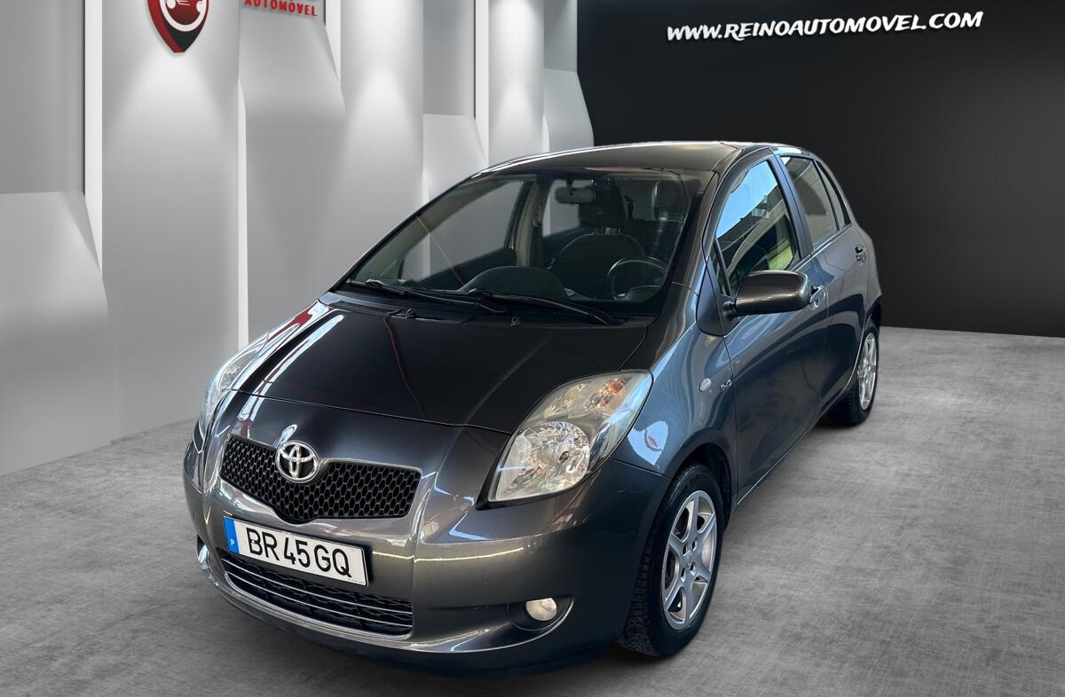 TOYOTA Yaris 1.4 D-4D AC Manual