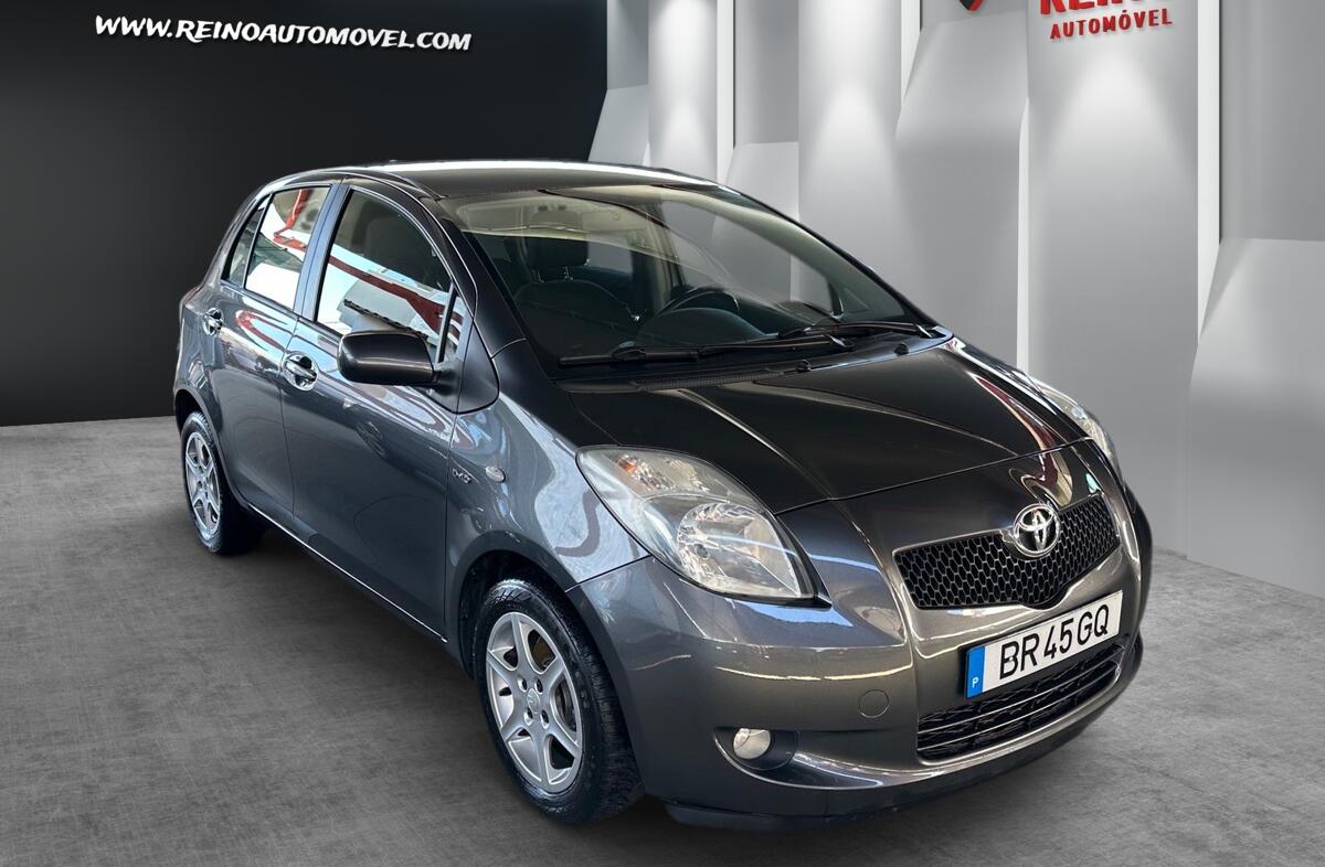 TOYOTA Yaris 1.4 D-4D AC Manual
