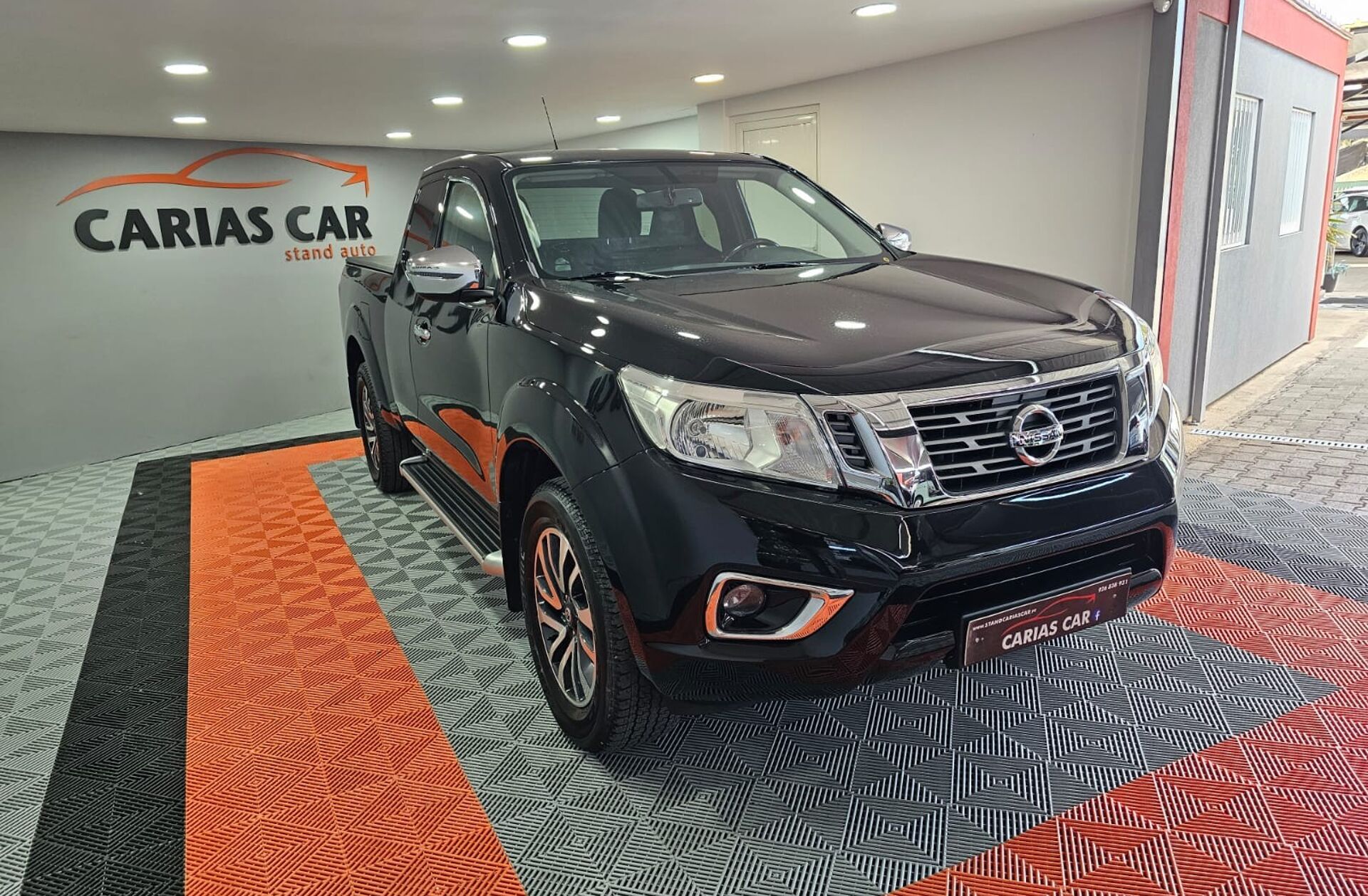 NISSAN Navara 2.3 dCi CD 4WD Vis.Bu.B.Dif.