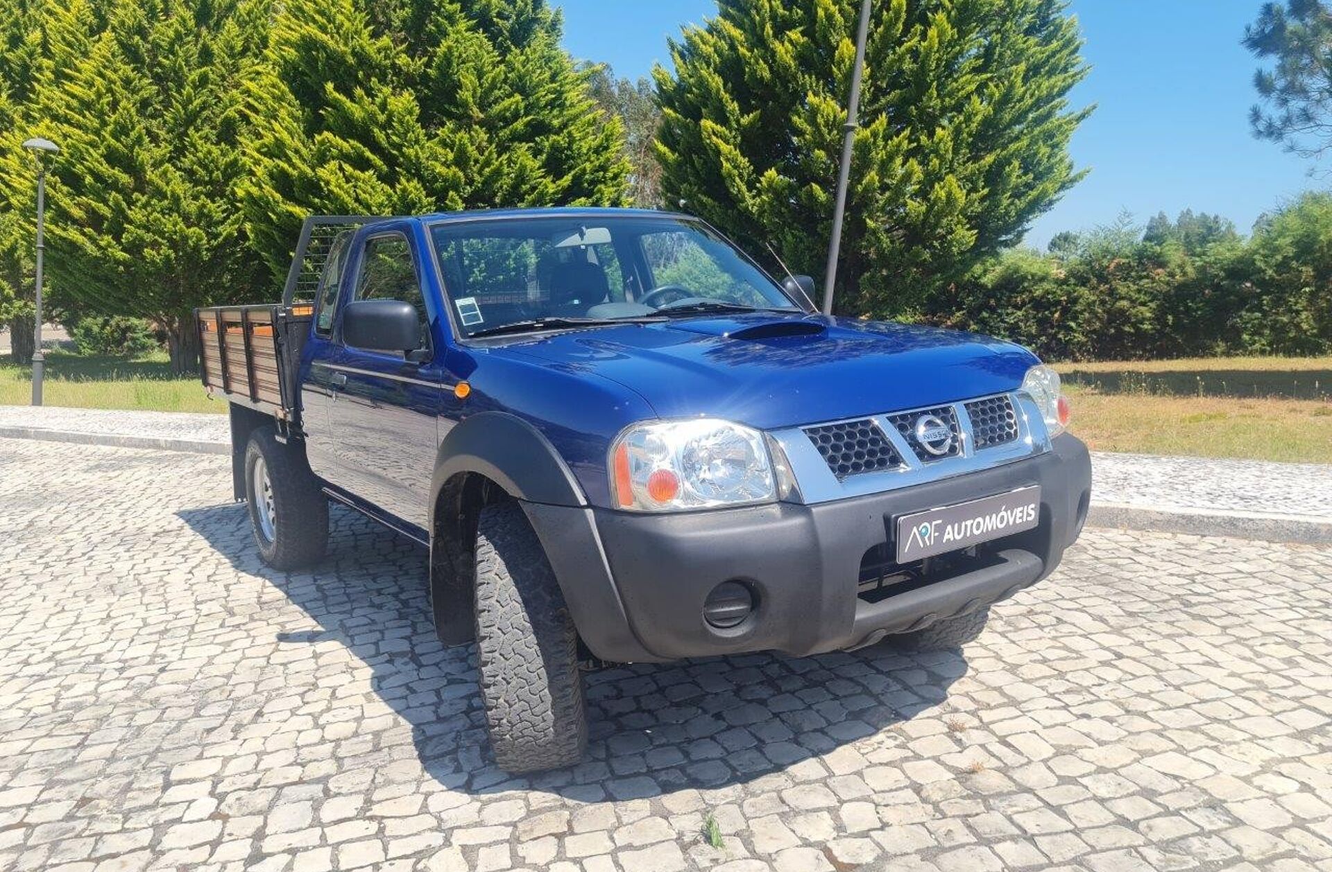 NISSAN Pick-Up 2.5 TD KC P.E. CM 3L