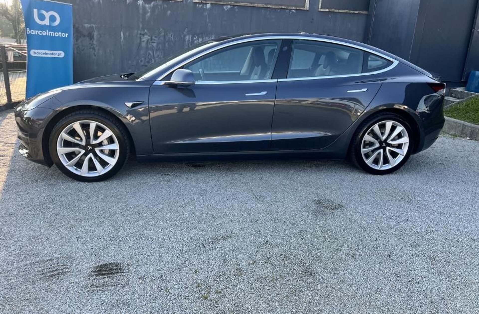 TESLA Model 3 Long-Range Dual Motor AWD