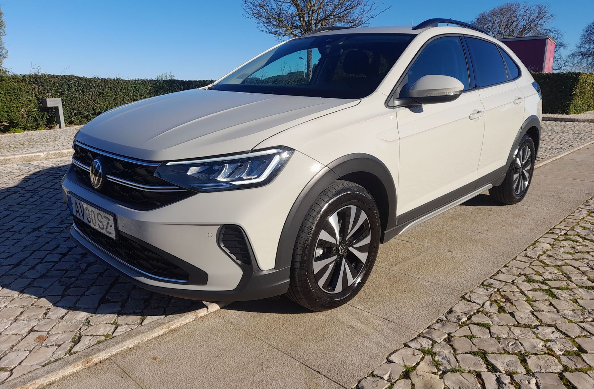 VOLKSWAGEN Taigo 1.0 TSi Life-Plus Connect-Navi