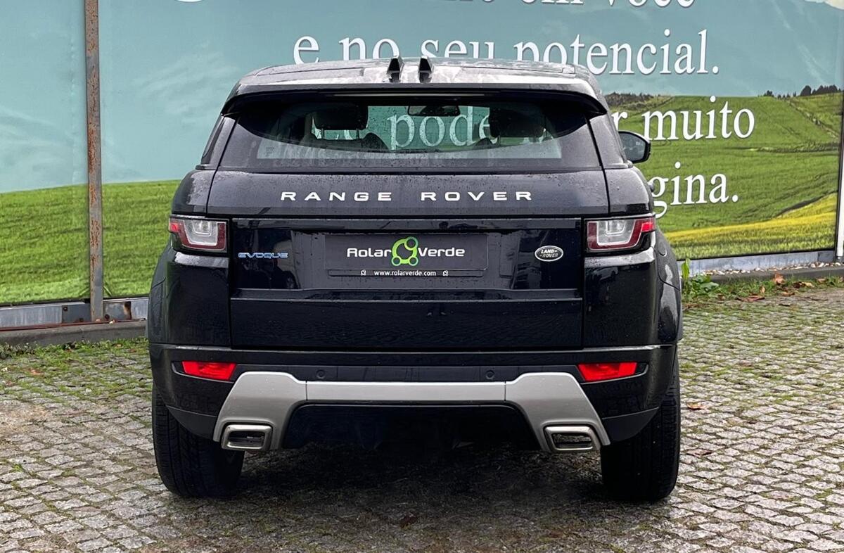 LAND ROVER Range Rover Evoque 2.0 eD4 SE Dynamic
