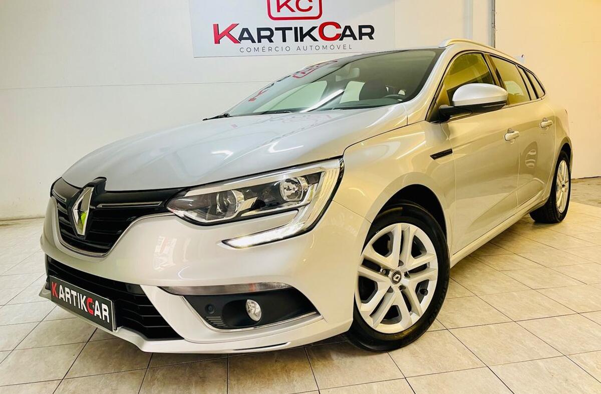 RENAULT Mégane 1.5 Blue dCi Intens