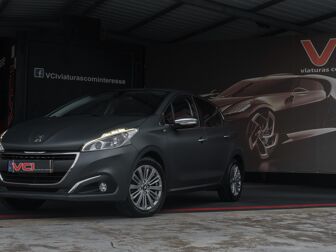 PEUGEOT 208 1.2 PureTech Style