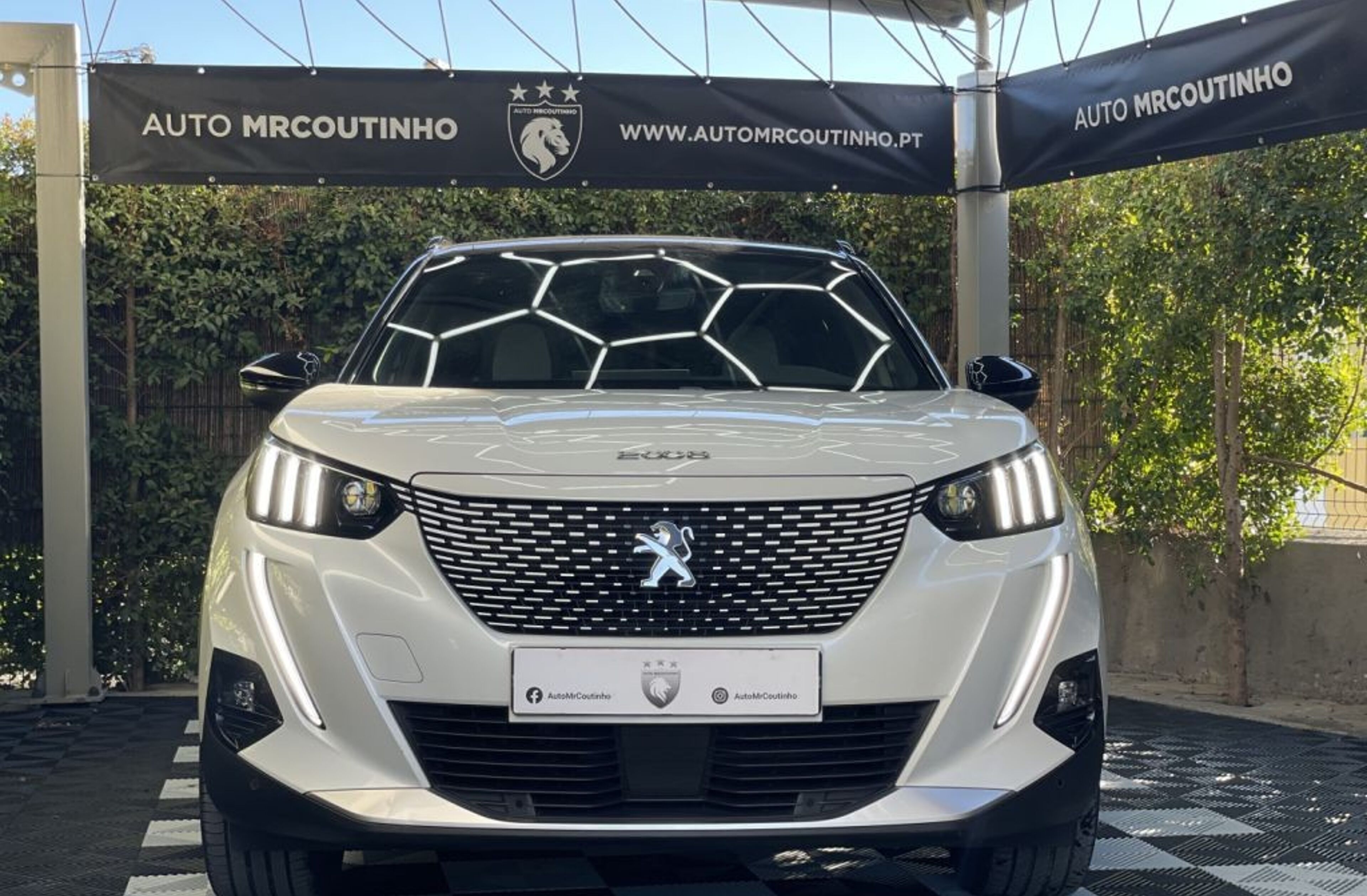 PEUGEOT 2008 50 kWh GT