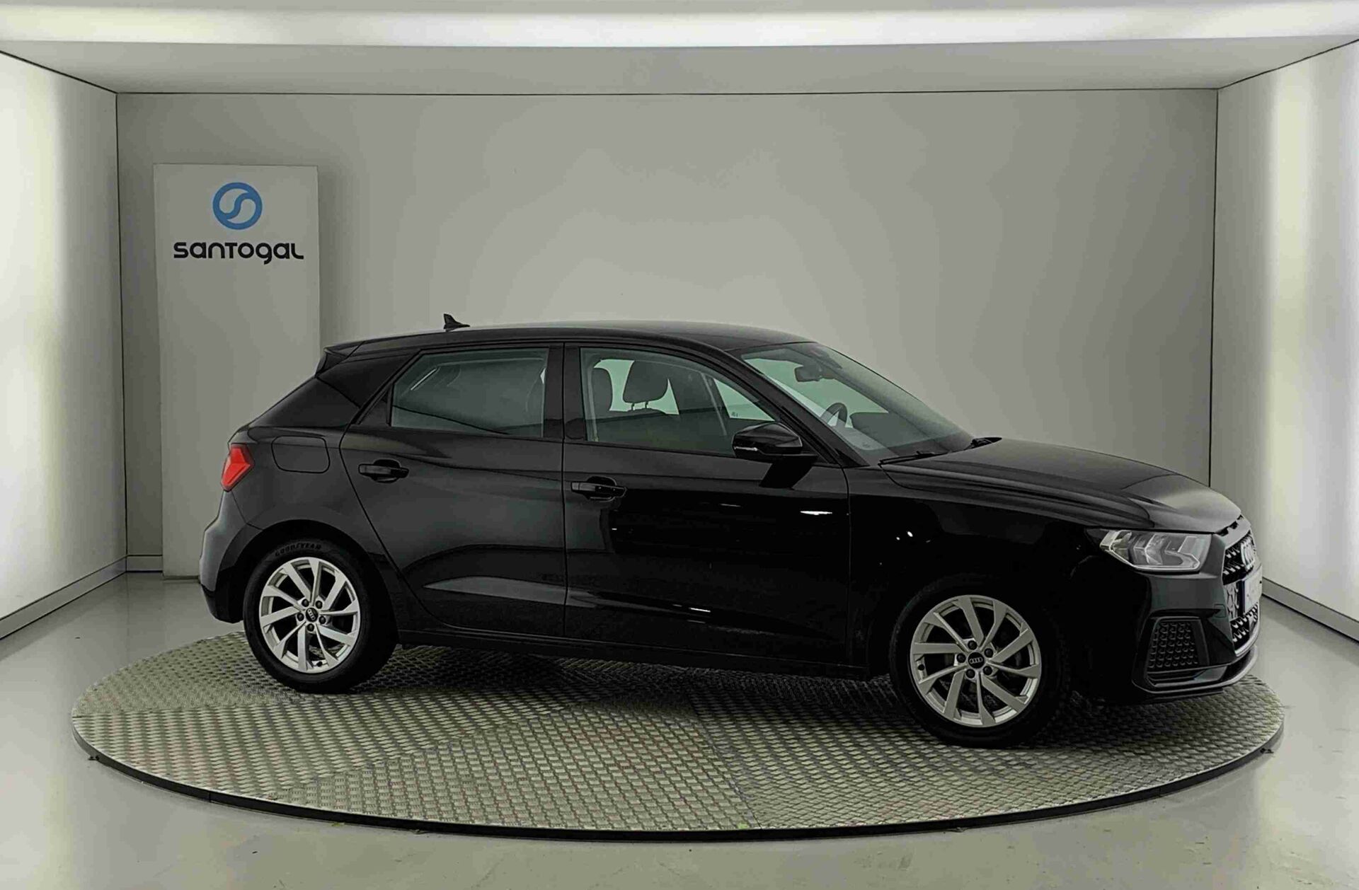 AUDI A1 SB 25 TFSI Advanced