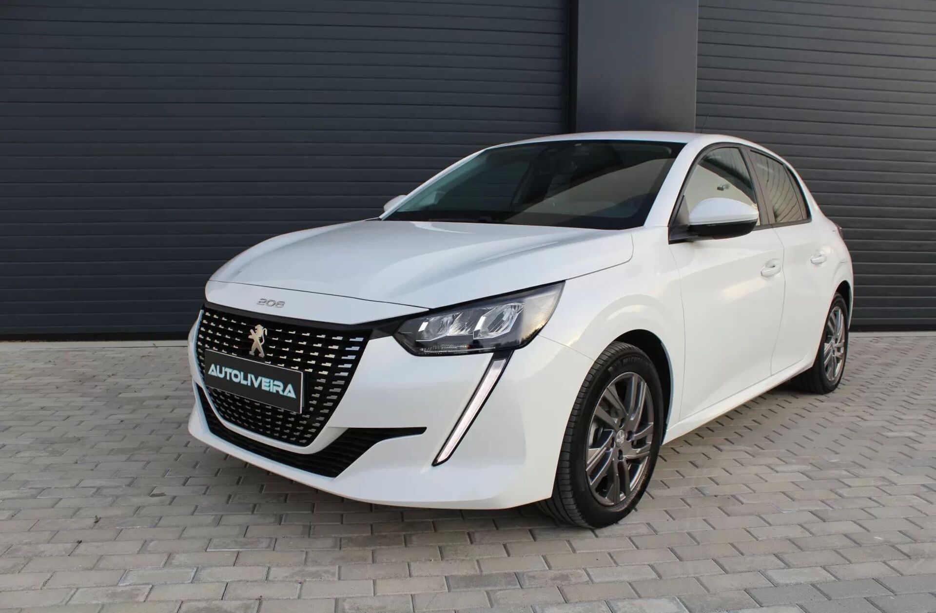 PEUGEOT 208 1.2 PureTech Active Pack