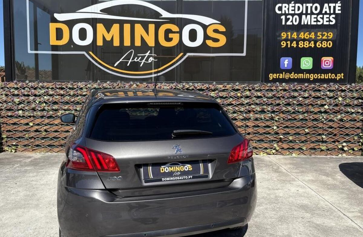 PEUGEOT 308 1.5 BlueHDi Style