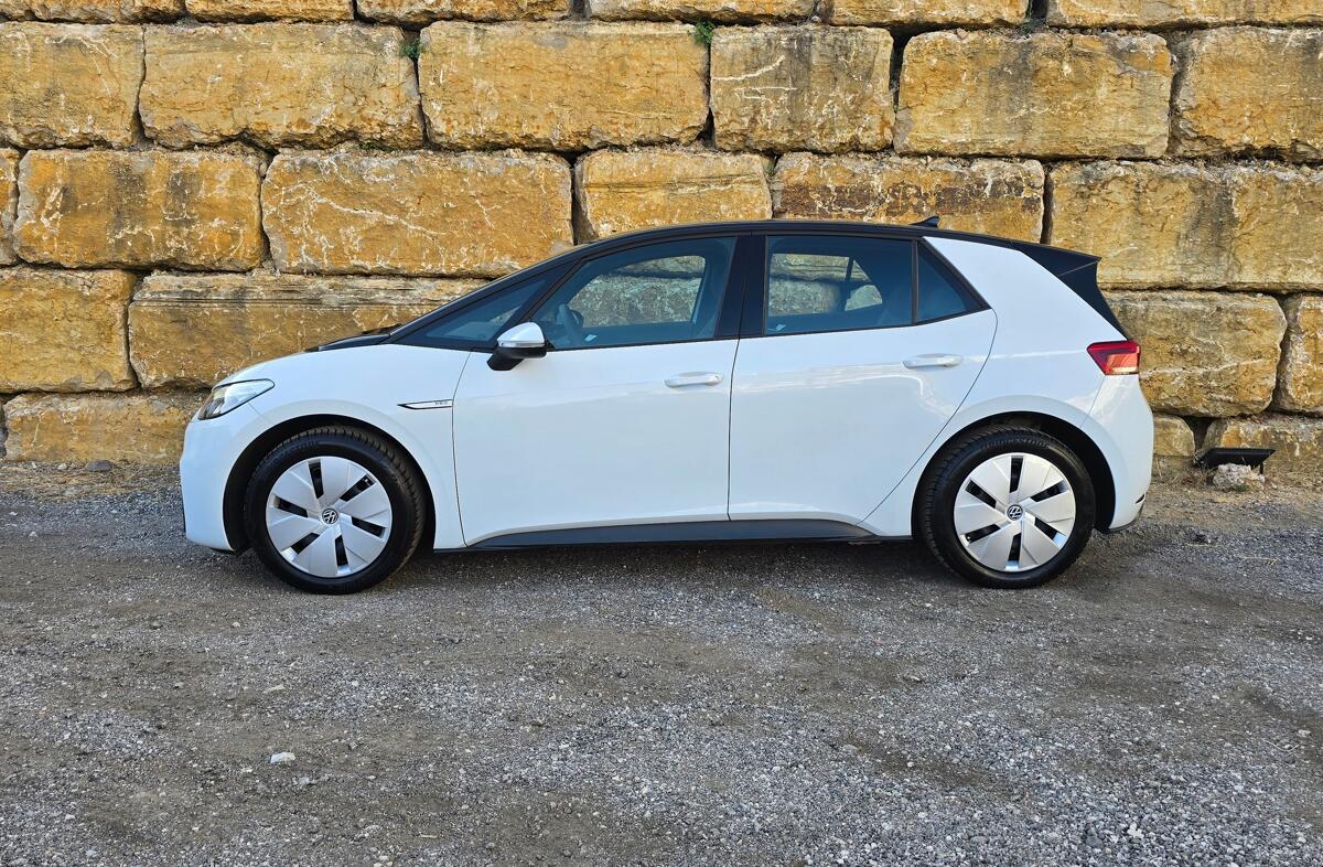 VOLKSWAGEN ID.3 Pro Performance