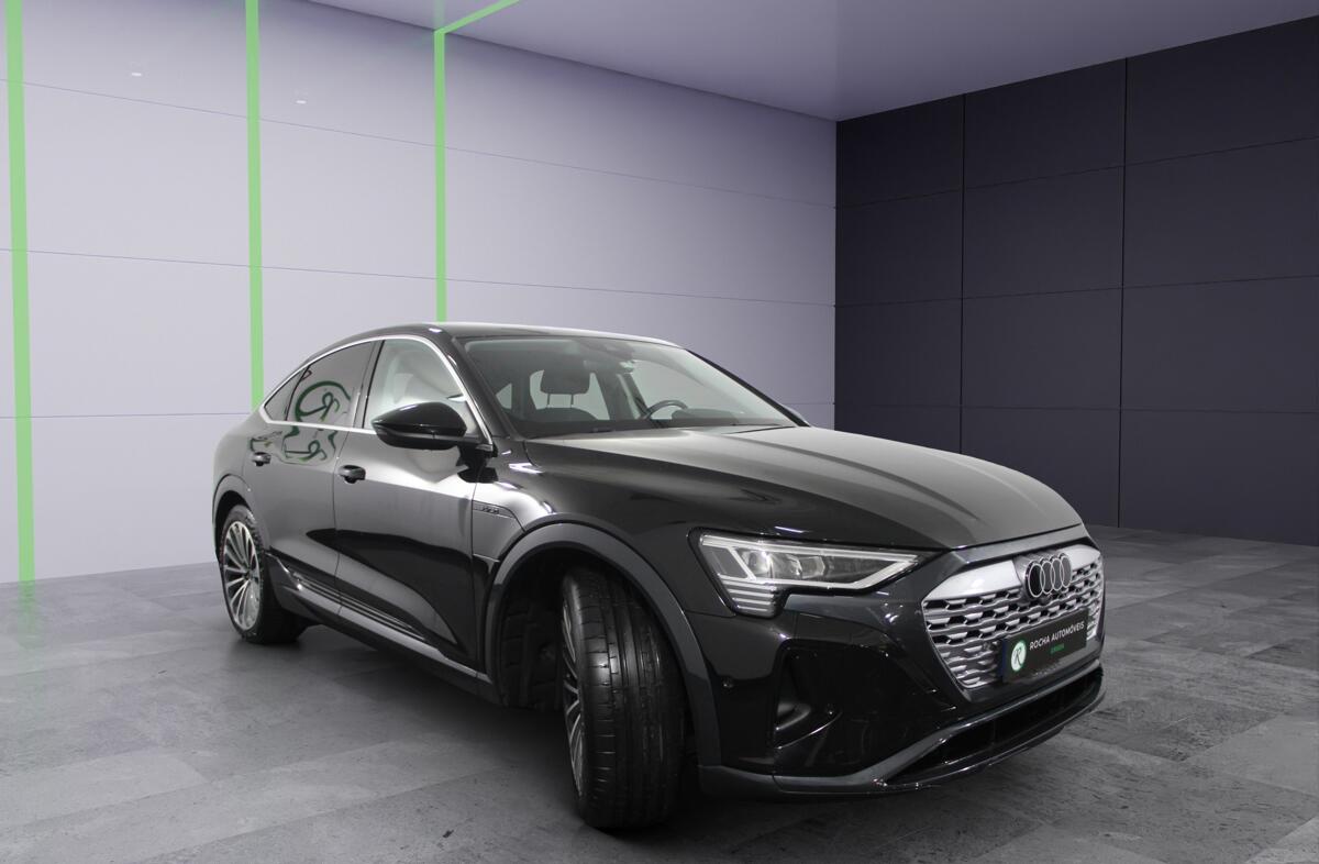 AUDI Q8 55 quattro Advanced