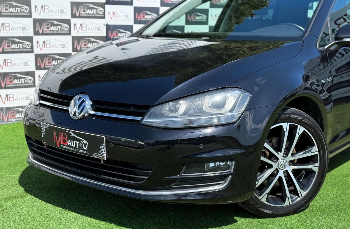 VOLKSWAGEN Golf 2.0 TDi Highline