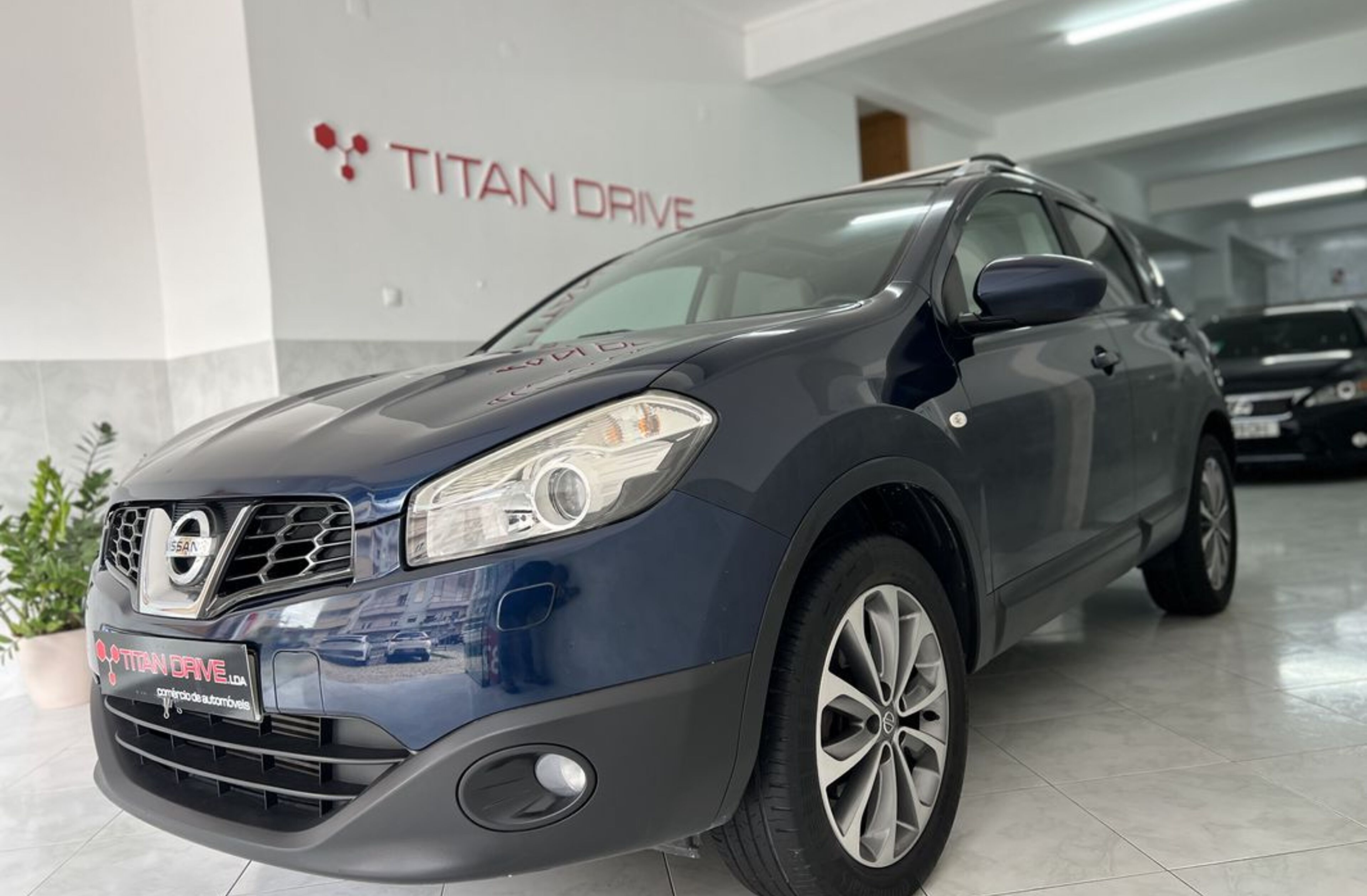 NISSAN Qashqai 1.5 dCi Tekna Premium 17