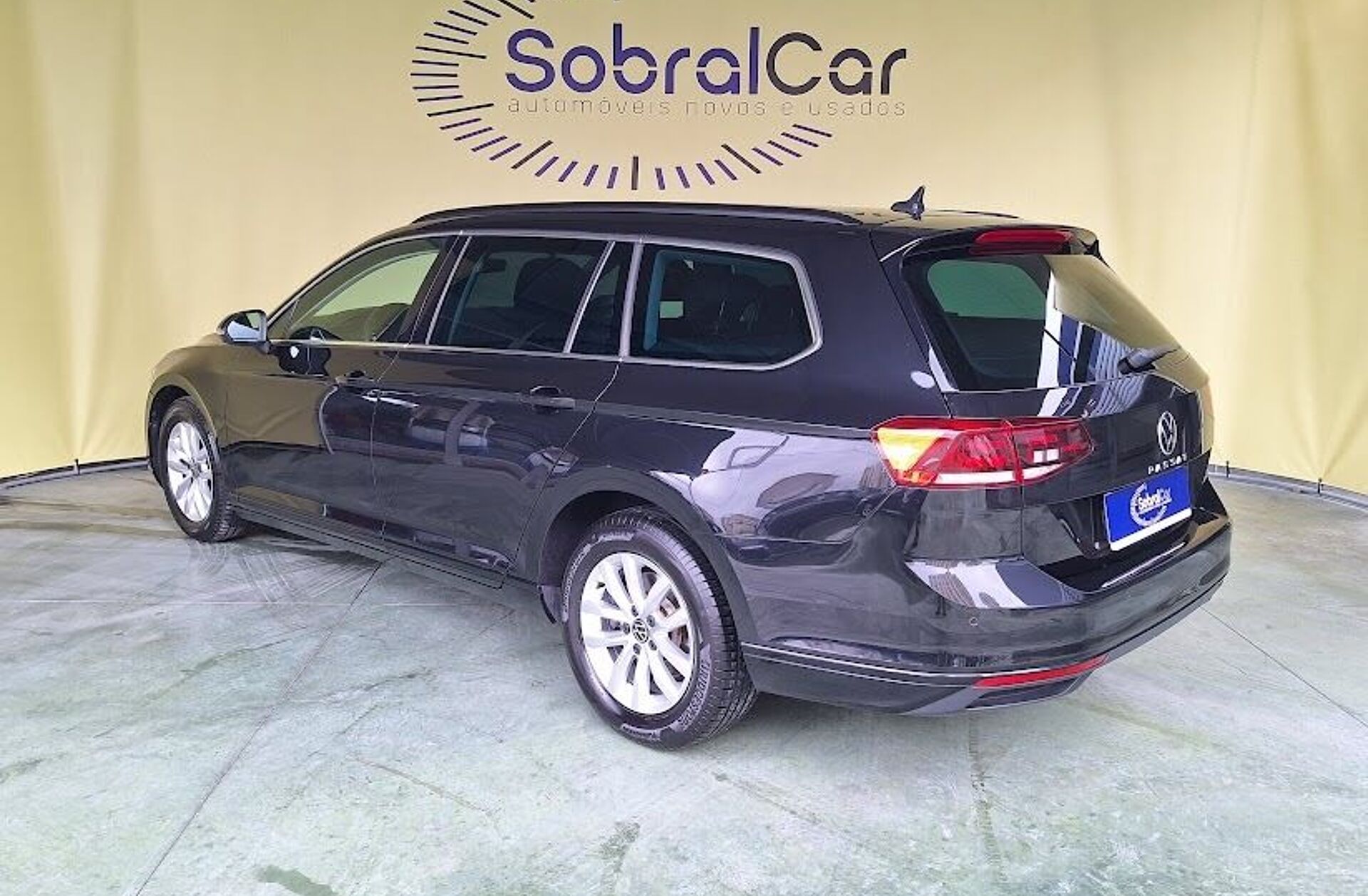 VOLKSWAGEN Passat 2.0 TDI Business DSG