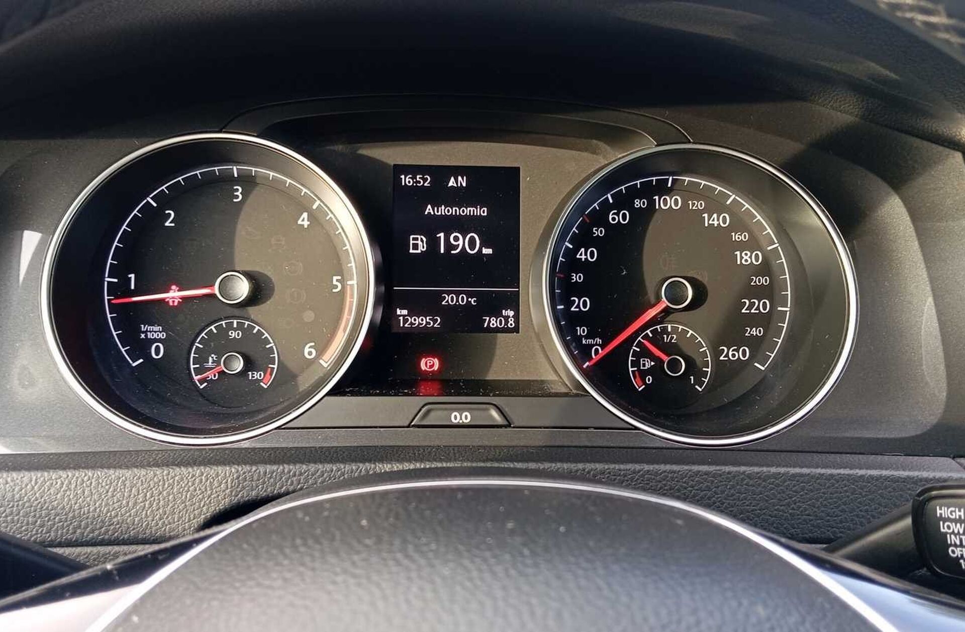 VOLKSWAGEN Golf 1.6 TDI Highline