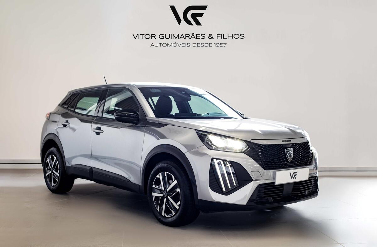 PEUGEOT 2008 1.2 PureTech Active