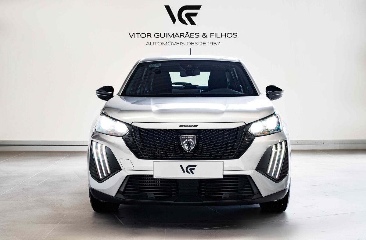 PEUGEOT 2008 1.2 PureTech Active