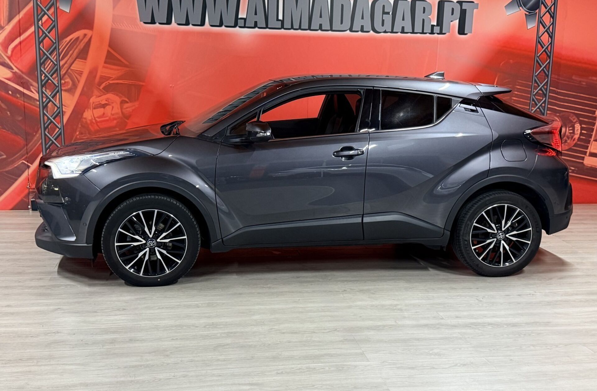 TOYOTA C-HR 1.2T Comfort+P.Style