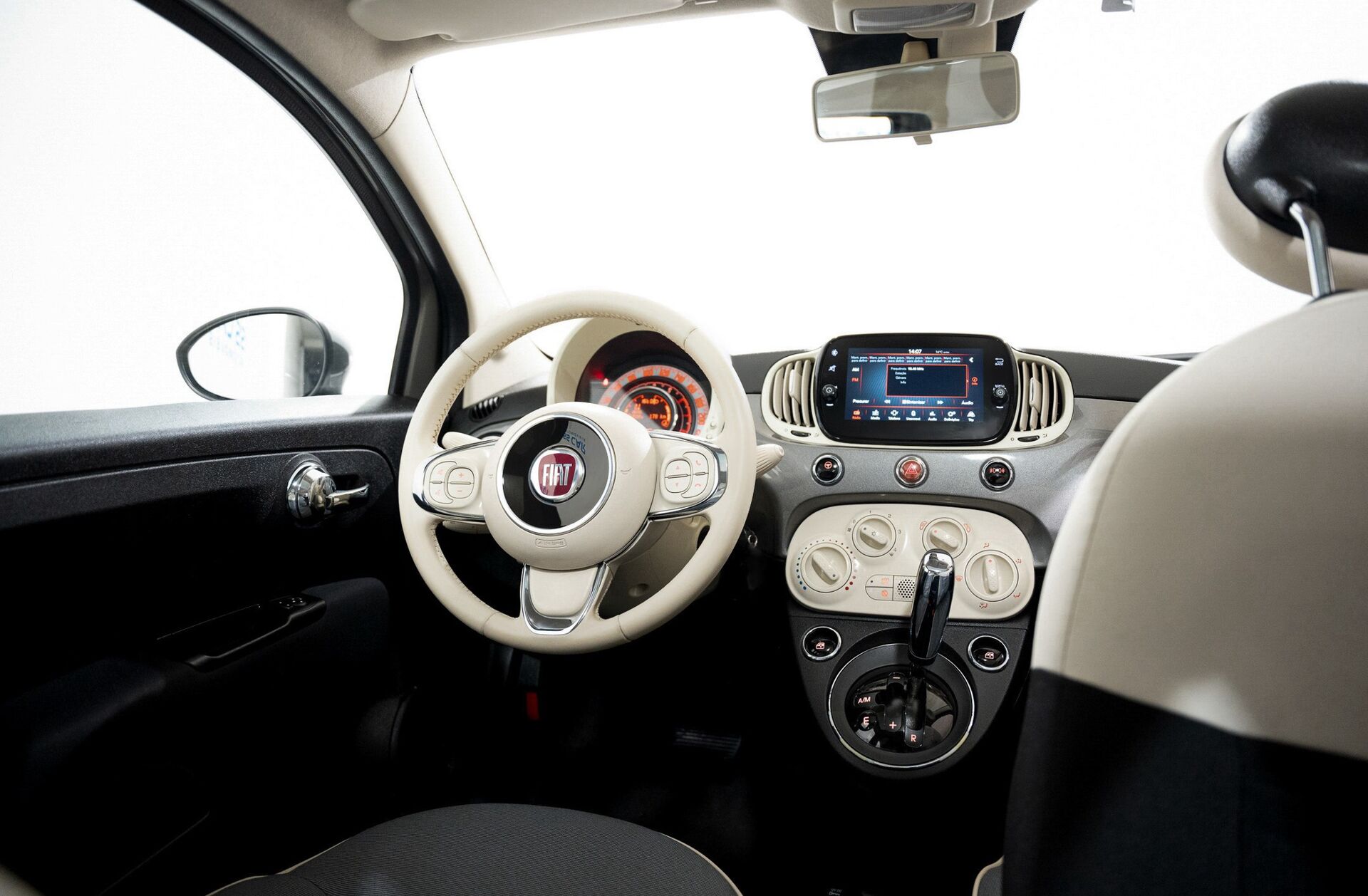 FIAT 500 C 1.2 Lounge Dualogic S&S