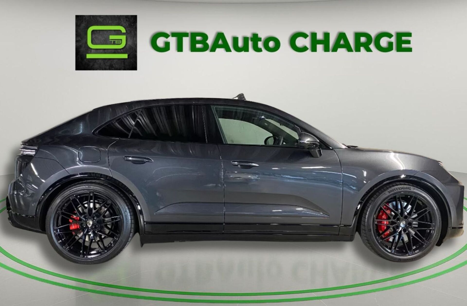 PORSCHE Macan Turbo