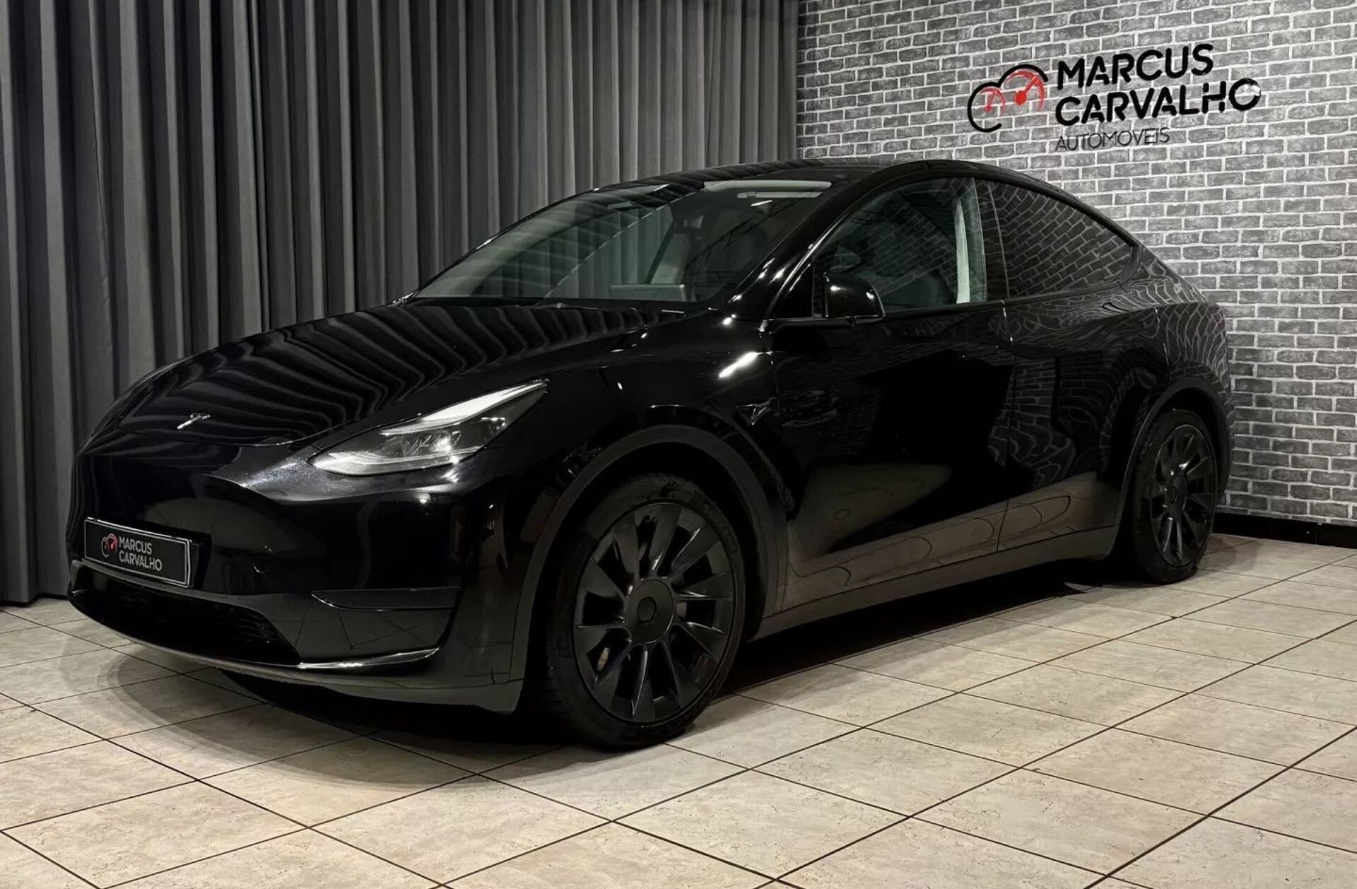 TESLA Model Y Performance Tração Integral