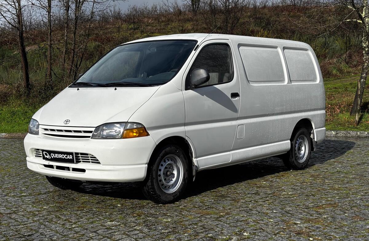 TOYOTA Hiace 2.4 D LXH12LB