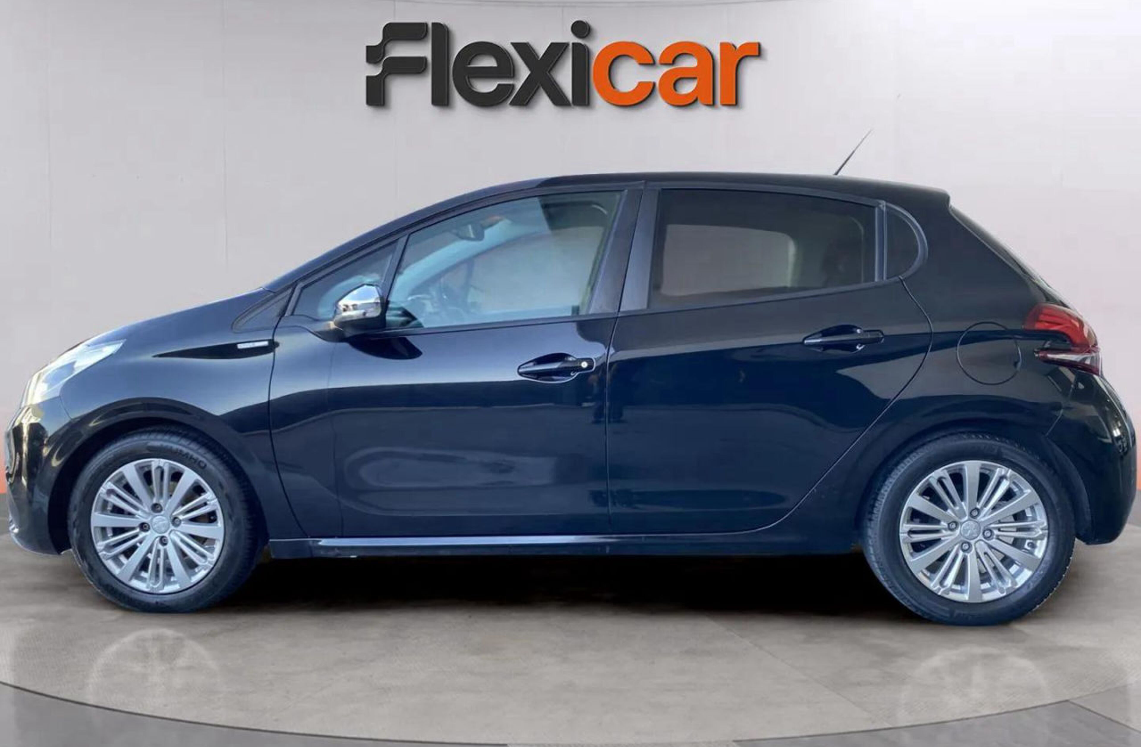PEUGEOT 208 1.2 PureTech Style