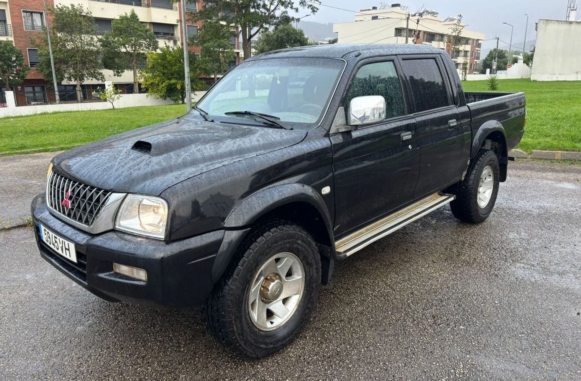 MITSUBISHI L 200 2.5 TD CD Strakar AC+ABS
