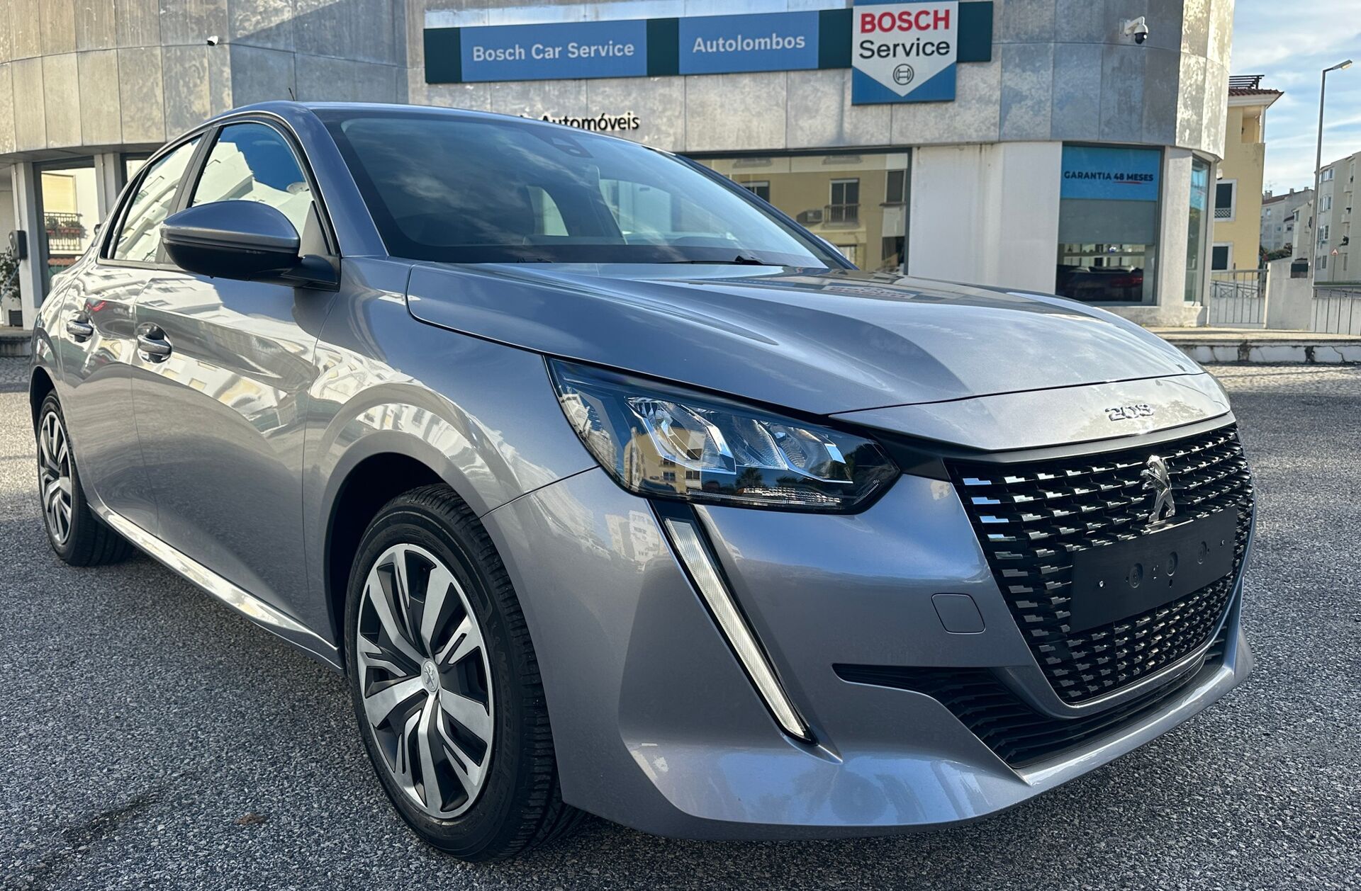 PEUGEOT 208 1.2 PureTech Allure EAT8