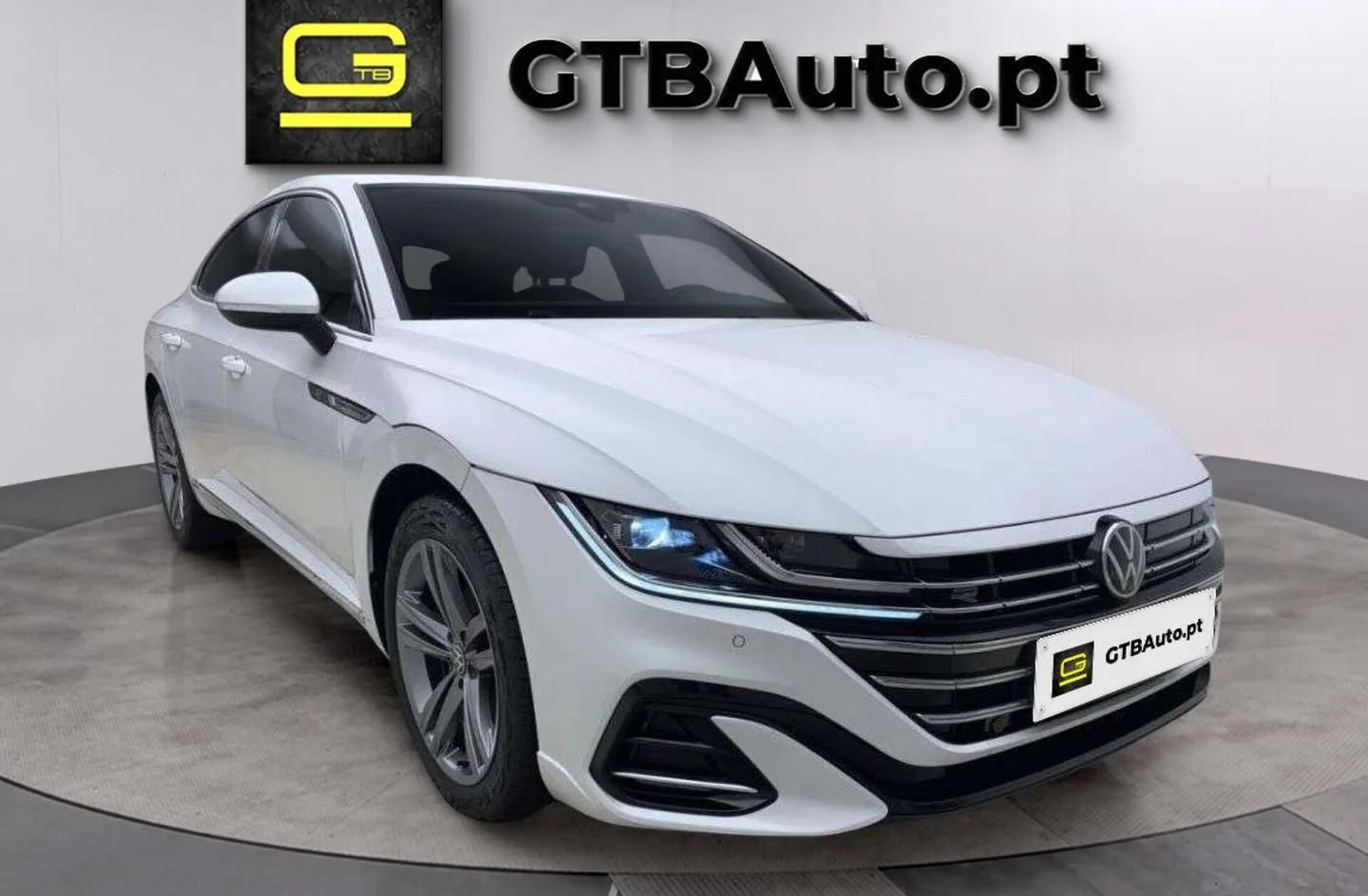 VOLKSWAGEN Arteon 1.4 TSI eHybrid R-Line