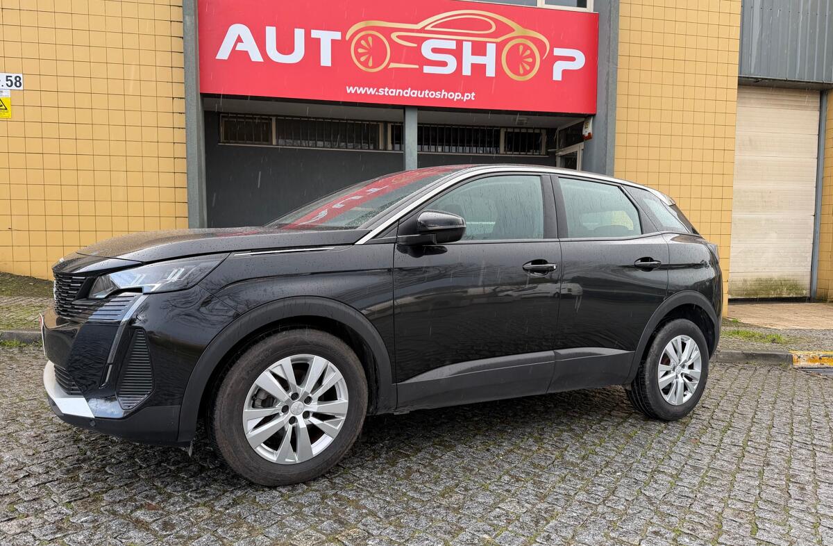 PEUGEOT 3008 1.2 PureTech Active