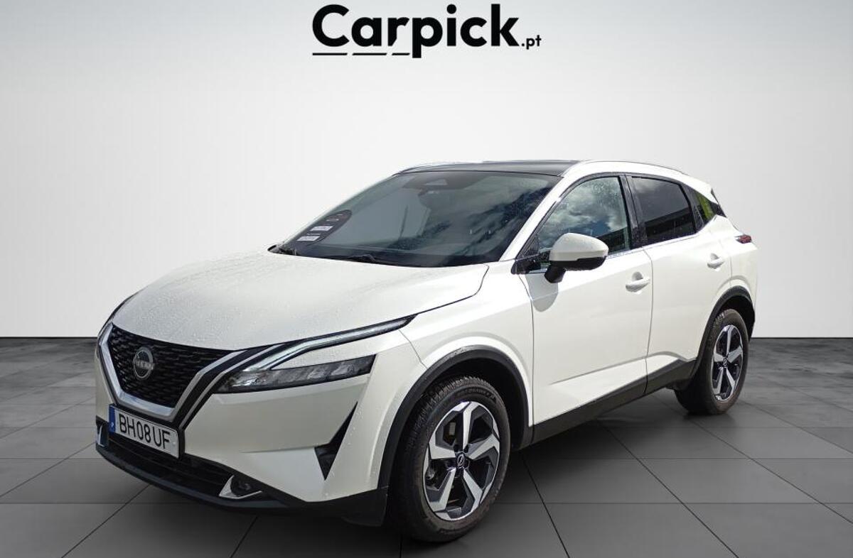 NISSAN Qashqai 1.3 DIG-T N-Connecta LED Xtronic