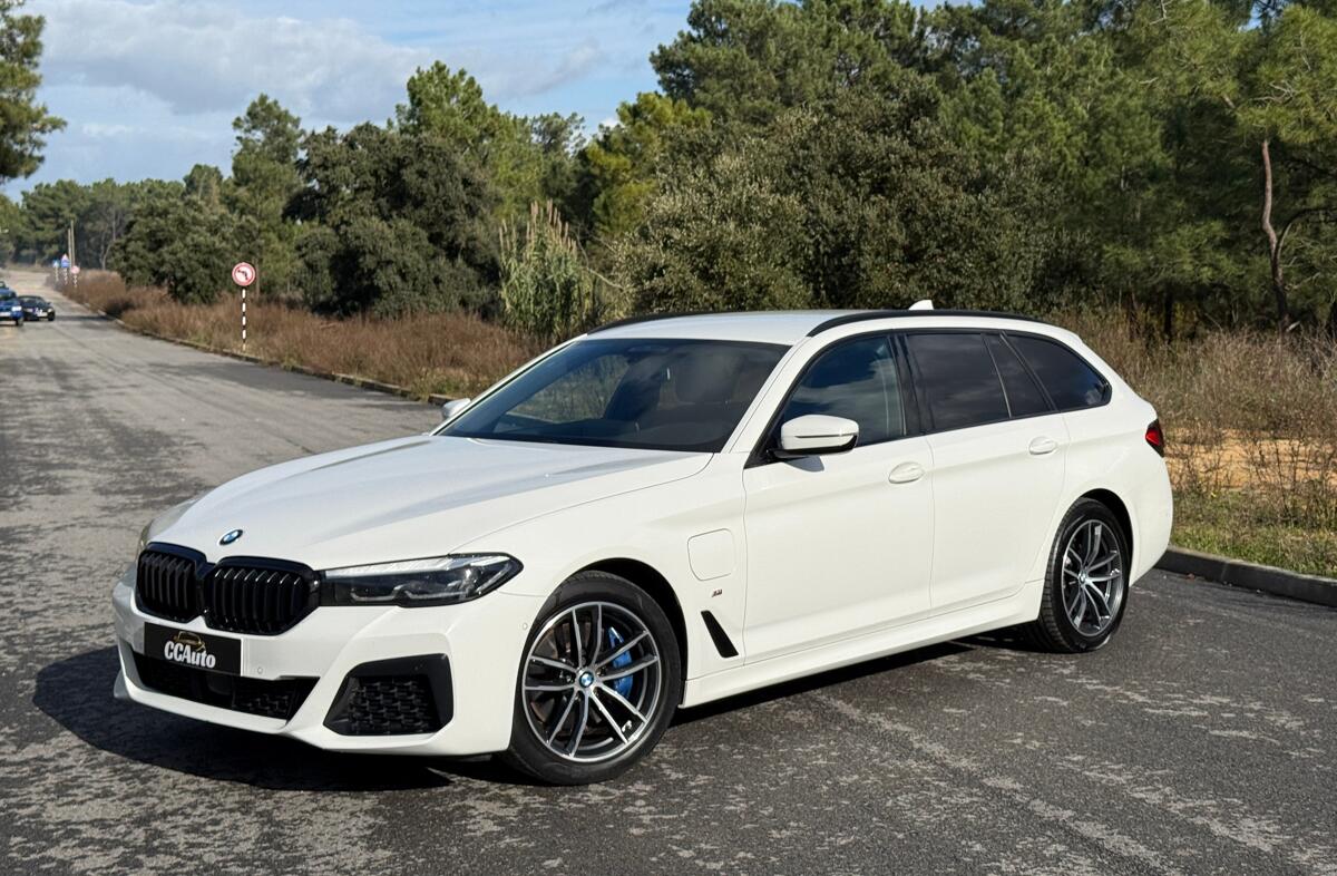 BMW Serie-5 530 e Pack Desportivo M
