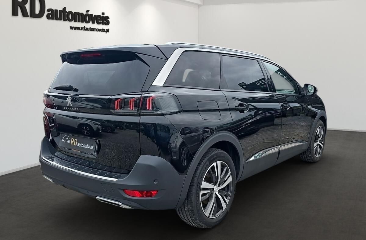 PEUGEOT 5008 1.5 BlueHDi Allure Pack EAT8
