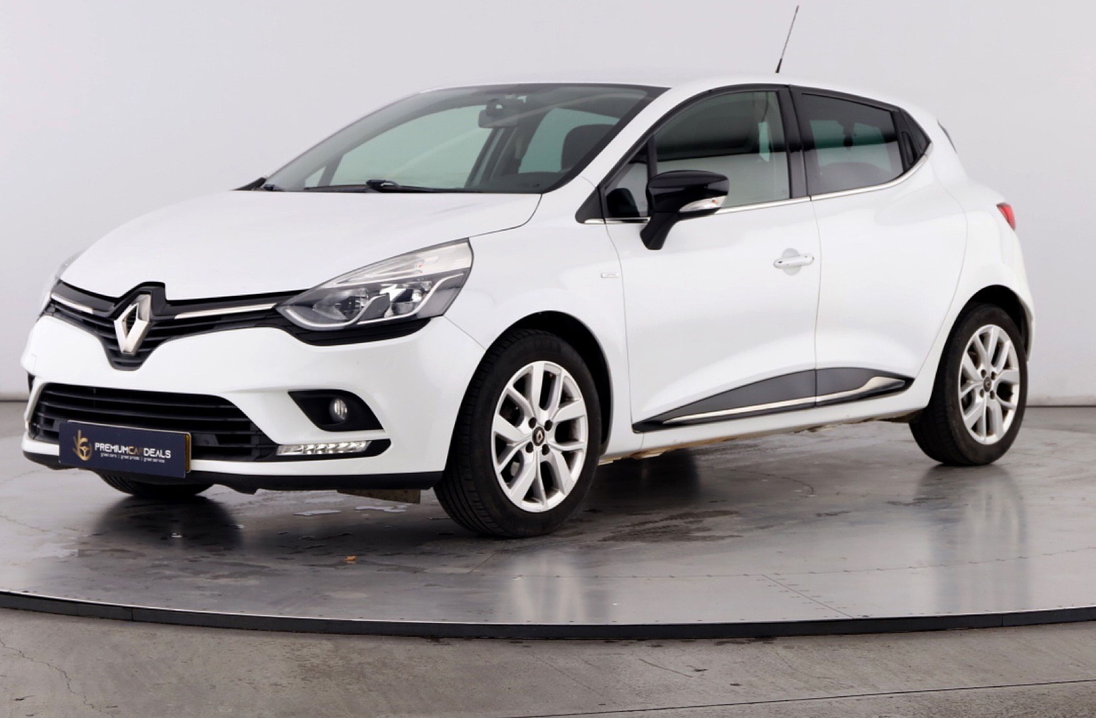 RENAULT Clio 0.9 TCe Limited