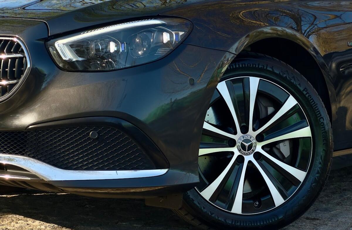 MERCEDES Classe E E 300 de Avantgarde